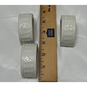TOTALLY TODAY  WHITE RAISED EMBOSSED BEAD DOT FAN NAPKIN RINGS 3 PCS Replacement